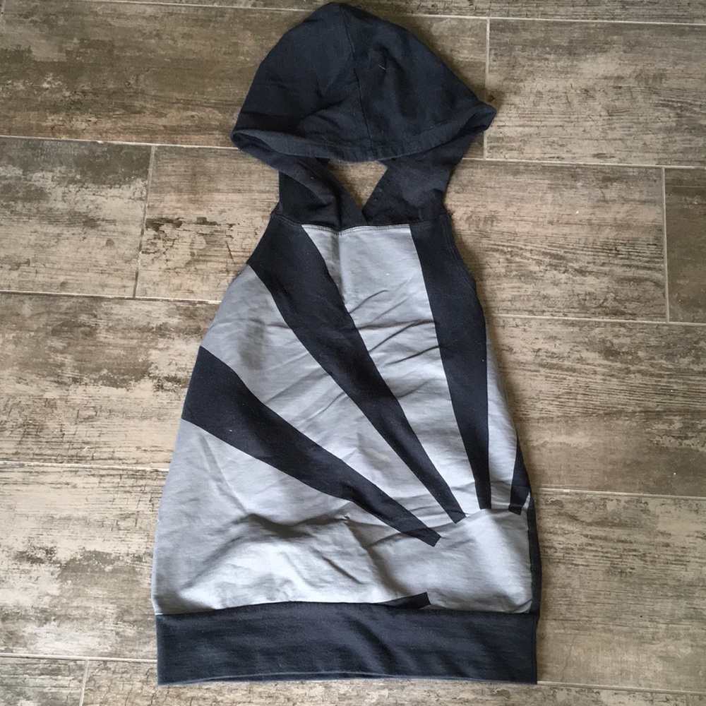 NEW Bench backless hooded black grey tank sun ray top XS - rave burning man - Picture 5 of 8